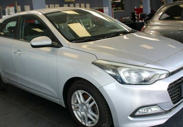 Hyundai i20 1.0 - Klima - 111.957 km 9.480 &euro; Euskirchen 53881