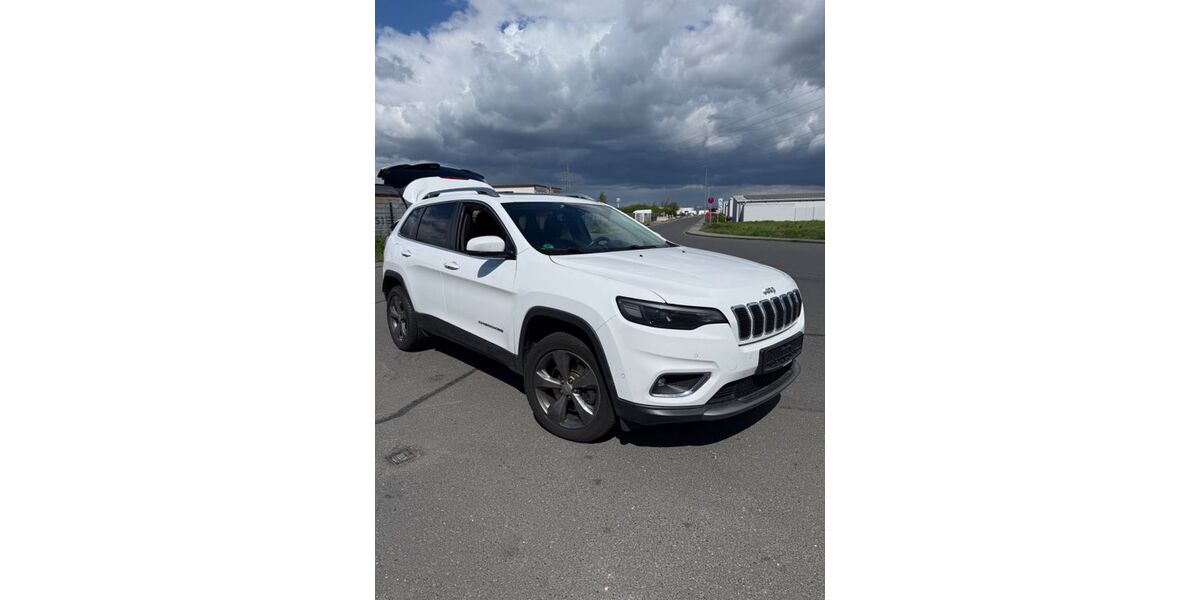 Jeep Cherokee 113.856 km 15.999 &euro; Erftstadt 50374