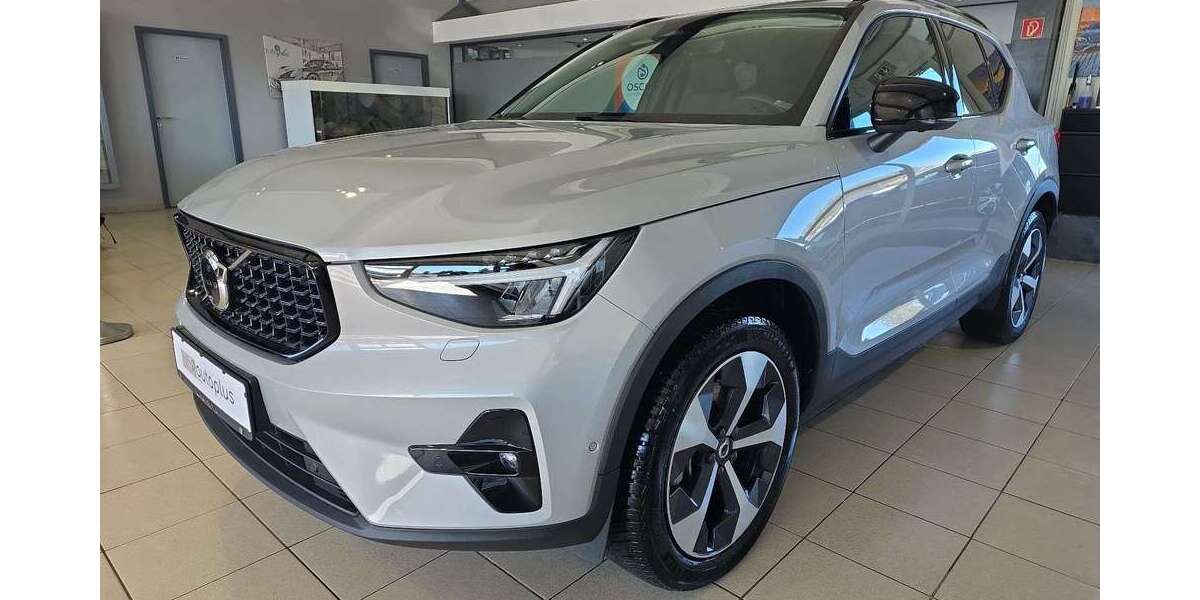 Volvo XC40 26.925 km 32.950 &euro; Bergheim 50126