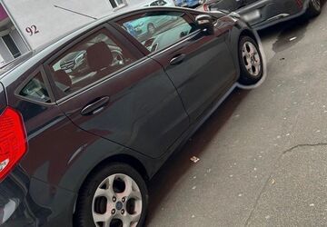 Ford Fiesta 128.000 km 3.000 &euro; Köln 51068