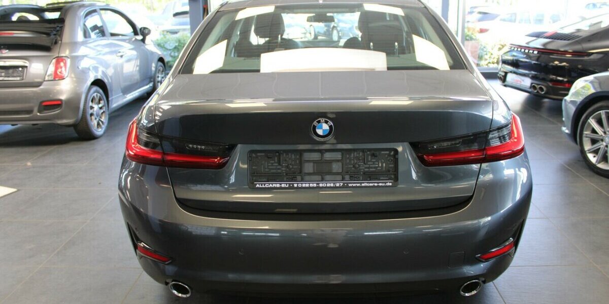 BMW 320 320d Aut. Sport Line 79.450 km 27.980 &euro; Euskirchen 53881