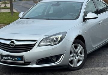 Opel Insignia 177.000 km 8.899 &euro; Jülich 52428