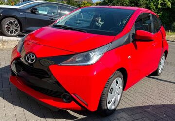 Toyota Aygo (X) 89.240 km 6.850 &euro; Köln 50769