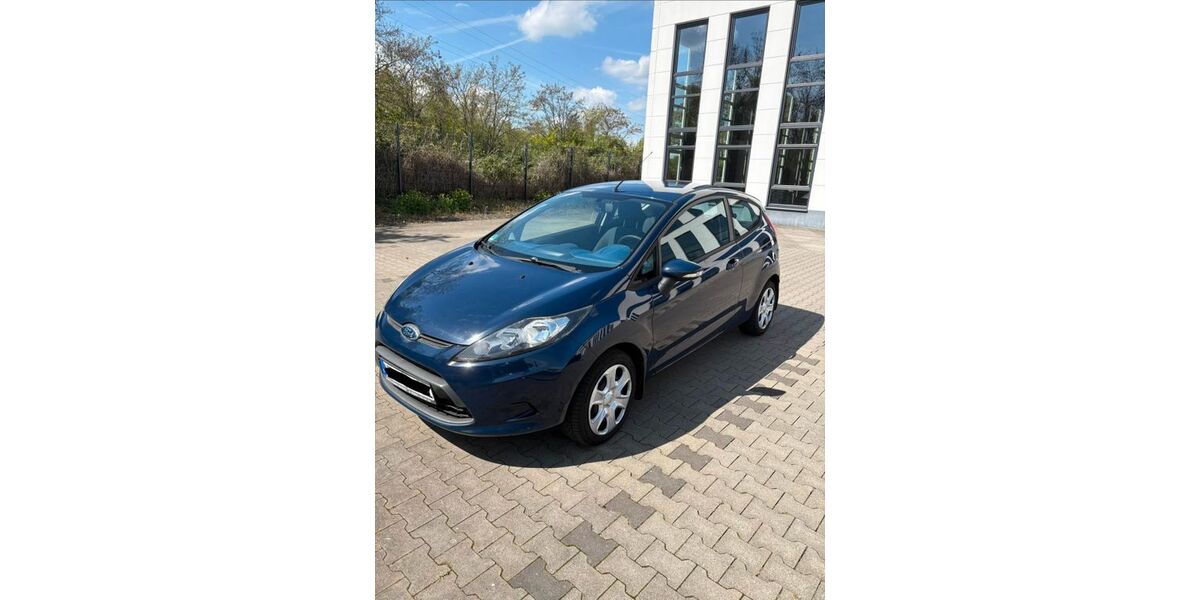 Ford Fiesta 153.000 km 2.500 &euro; Köln 51105