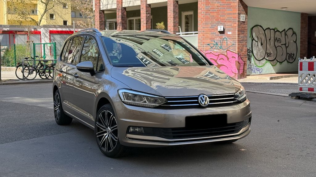VW Touran 178.000 km 12.500 &euro; Köln 50678