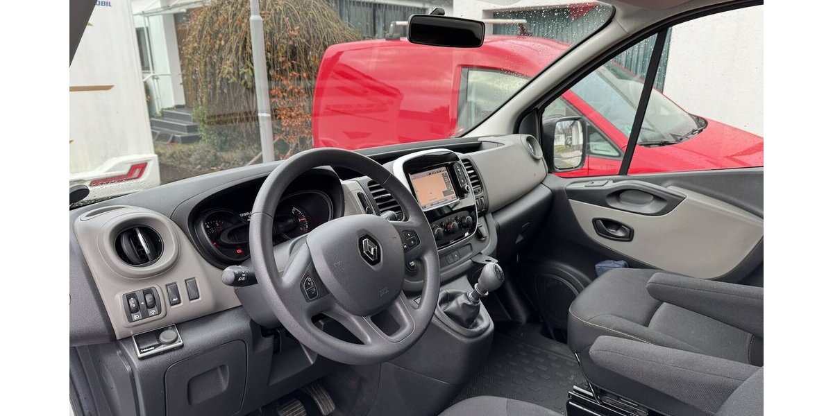 Renault Trafic L2H1 Klima Navi Sth. Regale/Schraubst E6 85.000 km 16.000 &euro; Erftstadt 50374