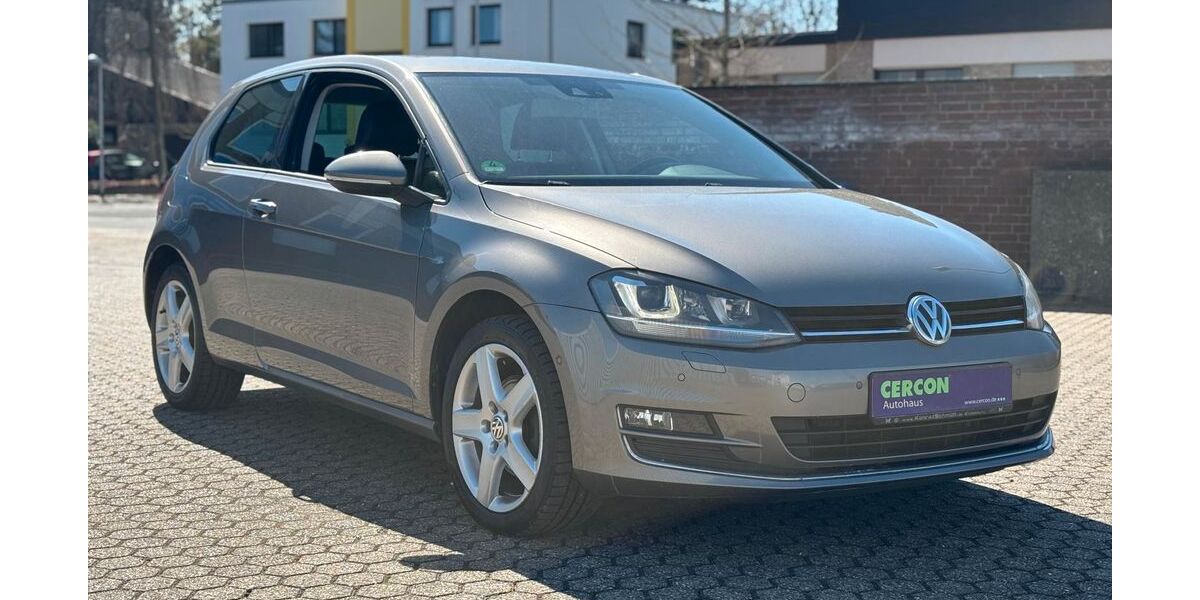 VW Golf 185.000 km 9.290 &euro; Düren 52349