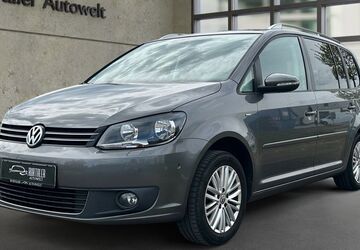 VW Touran 158.000 km 9.999 &euro; Jülich 52428
