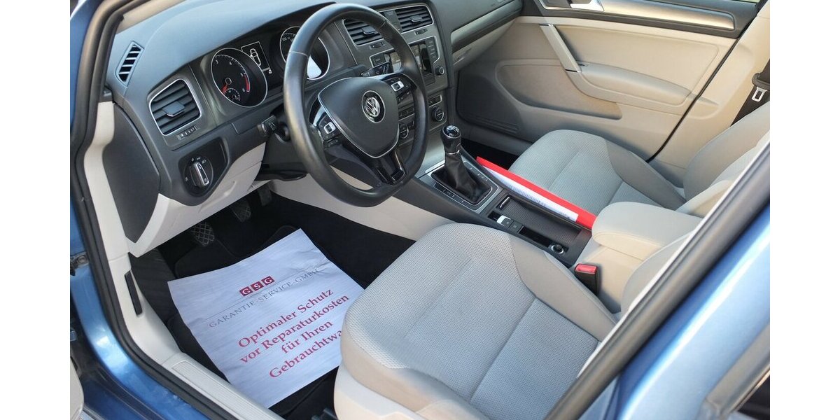 VW Golf VII COMFORTLINE PANORAMADACH KLIMAAUTOMATIK 1 150.000 km 9.888 &euro; Köln 50858