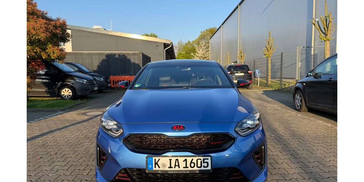 Kia ceed / Ceed 103.000 km 20.000 &euro; Köln 50769