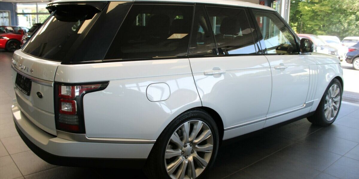 Land Rover Range Rover 4.4 SDV8 Vogue 182.940 km 25.980 &euro; Euskirchen 53881