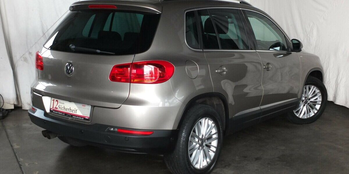 VW Tiguan CUP SPORTSTYLE BMT NAVI PARKPILOT TEMPOMAT 87.859 km 11.900 &euro; Köln 50858