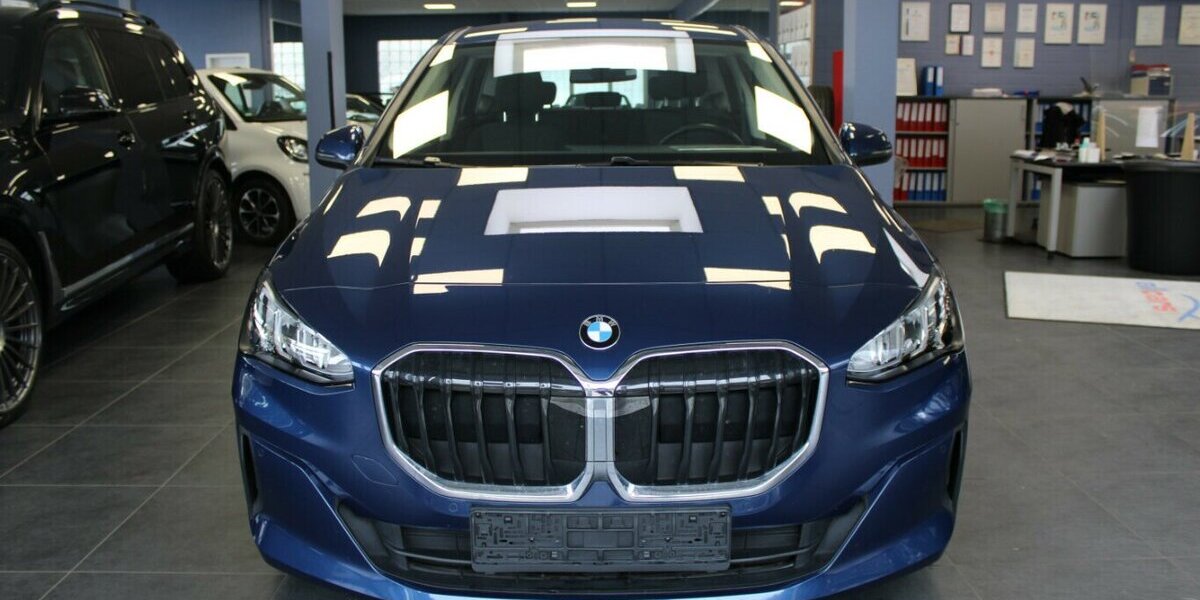 BMW 218 Active Tourer Aut. 89.998 km 21.980 &euro; Euskirchen 53881