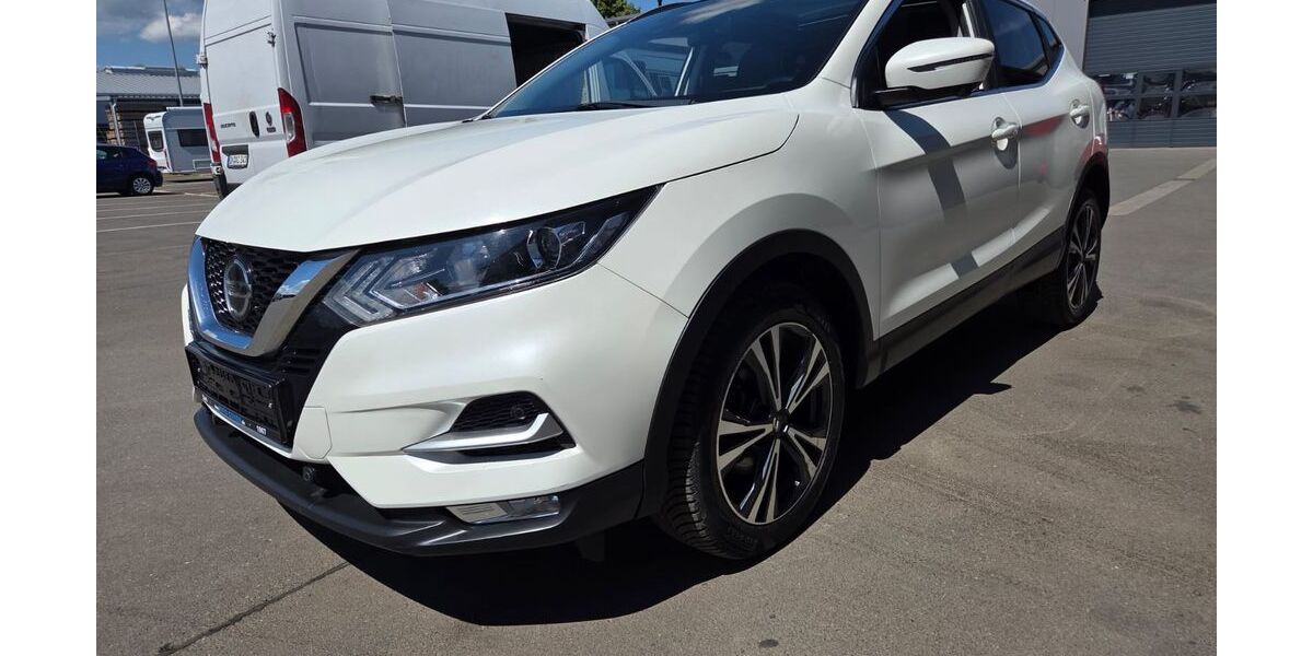 Nissan Qashqai 87.500 km 17.880 &euro; Düren 52351