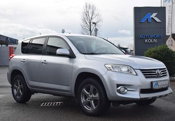 Toyota RAV 4 135.000 km 10.890 &euro; Köln 51147