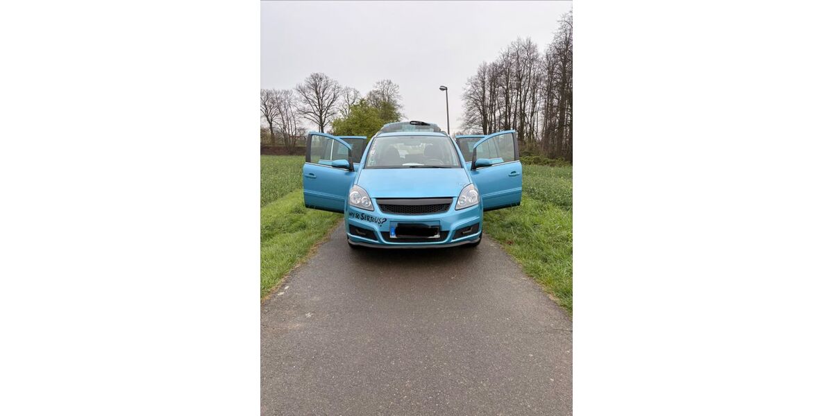 Opel Zafira 240.000 km 1.599 &euro; Köln 51065