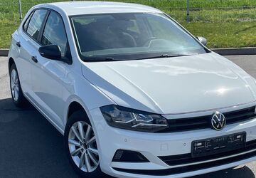 VW Polo 19.000 km 14.100 &euro; Zülpich 53909