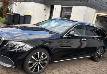 Mercedes-Benz E 300 133.000 km 23.000 &euro; Köln 50765