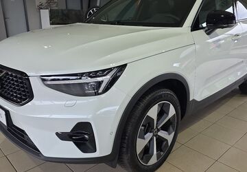 Volvo XC40 9.937 km 32.850 &euro; Bergheim 50126