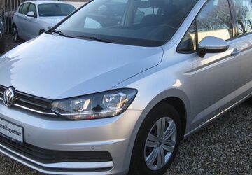 VW Touran 142.000 km 12.800 &euro; Hürth bei Köln 50354