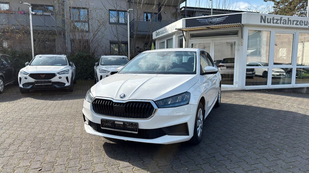 Skoda Fabia 99.005 km 12.990 &euro; Köln 51067