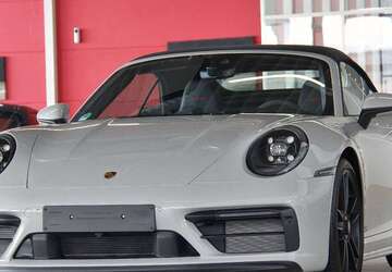 Porsche 992 7.000 km 178.850 &euro; Köln 50739