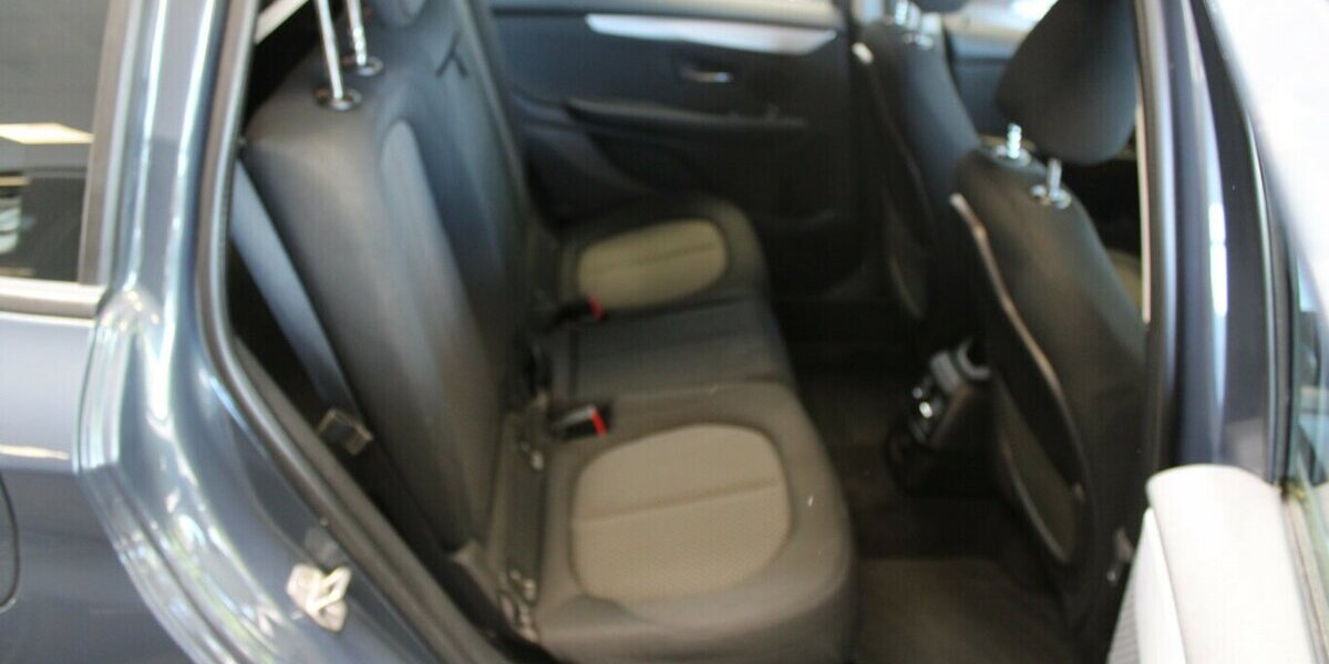 BMW 218 Gran Tourer Aut. Advantage 128.239 km 12.480 &euro; Euskirchen 53881