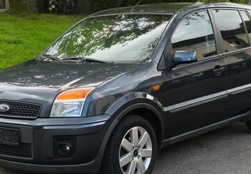 Ford Fusion 93.800 km 3.800 &euro; köln 50765