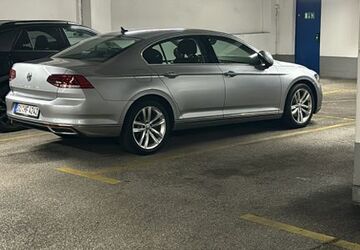 VW Passat 97.000 km 19.000 &euro; Niederkassel 53859