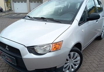 Mitsubishi Colt 111.000 km 3.000 &euro; Niederzier 52382