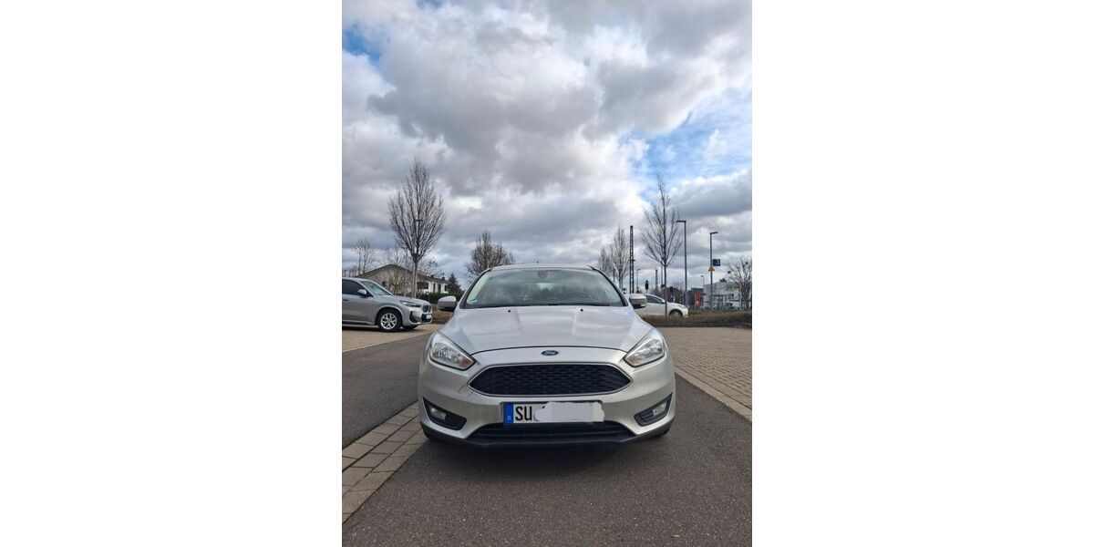 Ford Focus 122.000 km 6.950 &euro; Swisttal 53913