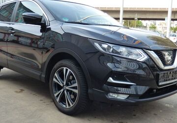 Nissan Qashqai 34.000 km 14.500 &euro; Köln 51105