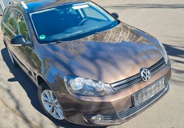 VW Golf 180.000 km 3.800 &euro; Köln 51145
