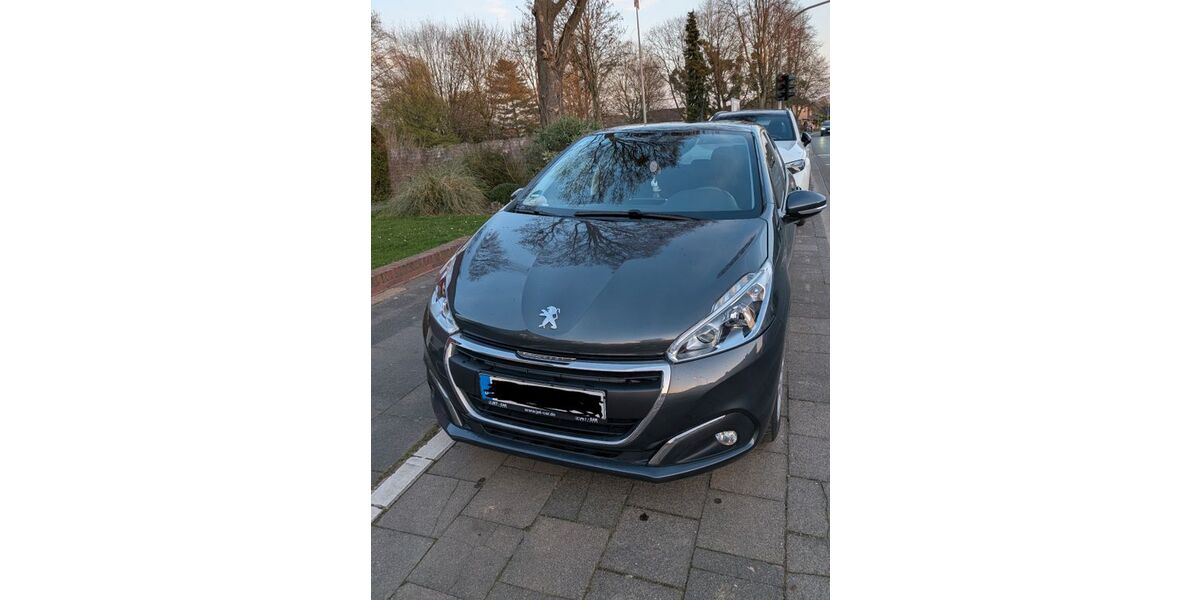 Peugeot 208 62.800 km 8.100 &euro; Bergheim 50126