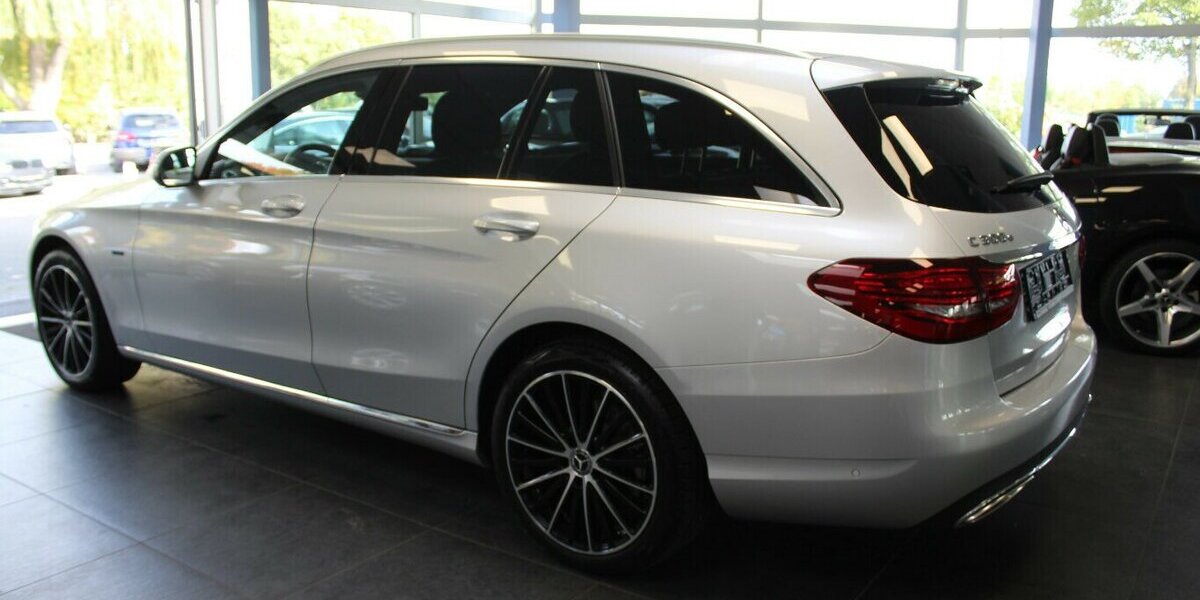Mercedes-Benz C 300 e T 9G-Tronic Avantgarde 21.318 km 28.480 &euro; Euskirchen 53881
