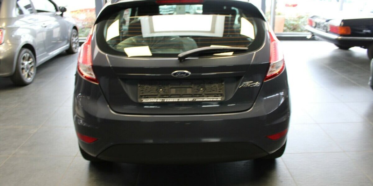 Ford Fiesta 1.25 Champions Edition 68.715 km 6.980 &euro; Euskirchen 53881