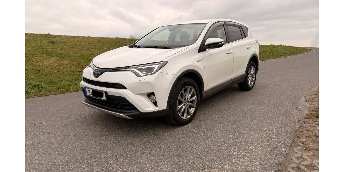 Toyota RAV 4 113.000 km 18.000 &euro; Niederkassel 53859