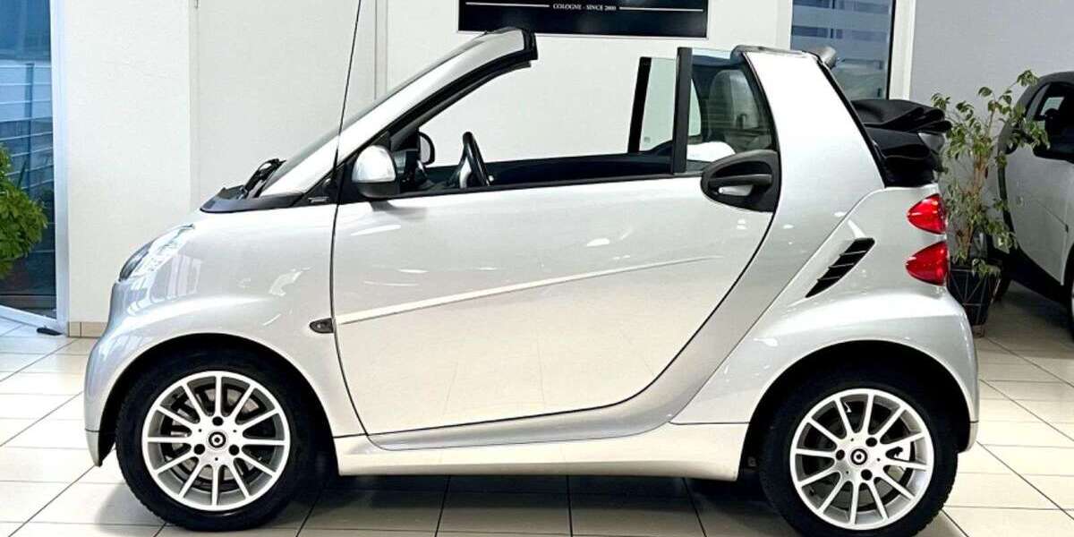 Smart forTwo 121.635 km 7.590 &euro; Köln 51067