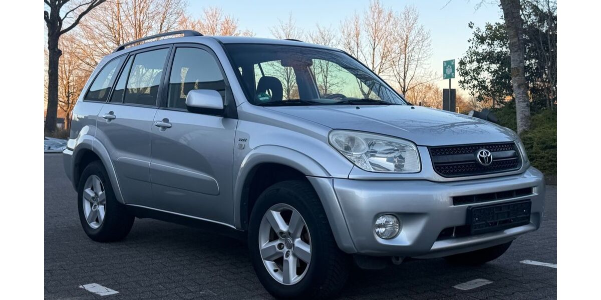 Toyota RAV 4 209.000 km 5.600 &euro; Düren 52349
