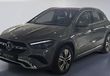 Mercedes-Benz GLA 200 3.754 km 38.290 &euro; Bergheim 50126