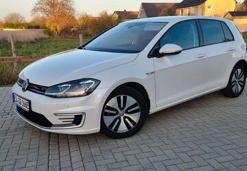VW Golf 83.000 km 16.500 &euro; Zülpich 53909