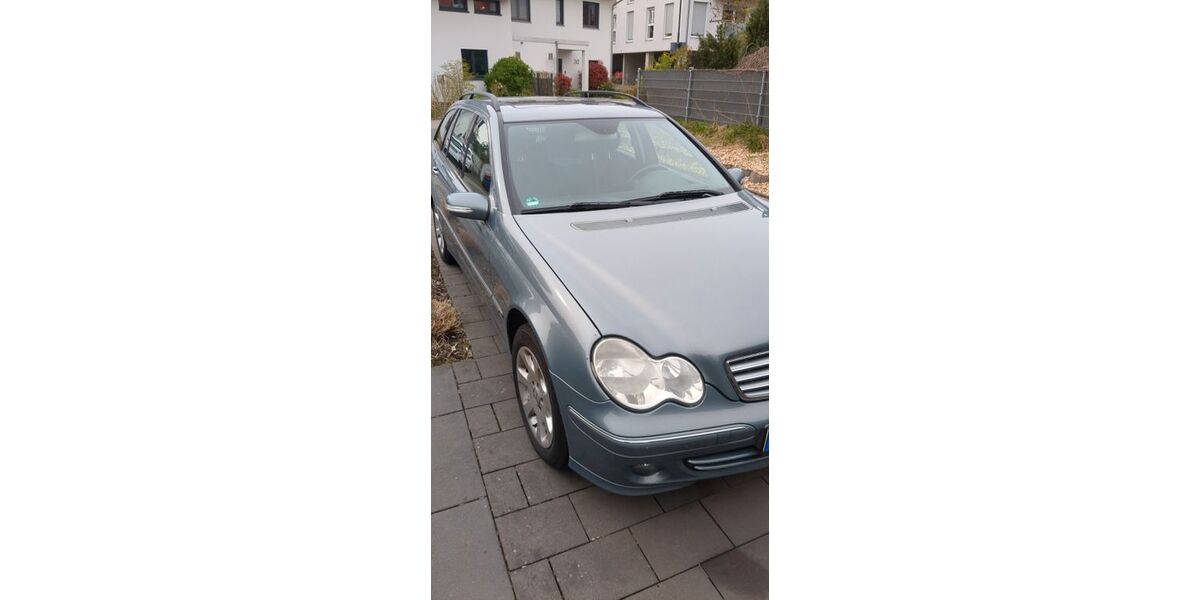 Mercedes-Benz C 220 303.000 km 2.800 &euro; Kerpen 50169