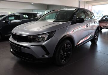 Opel Grandland (X) 3.366 km 23.170 &euro; Düren 52349