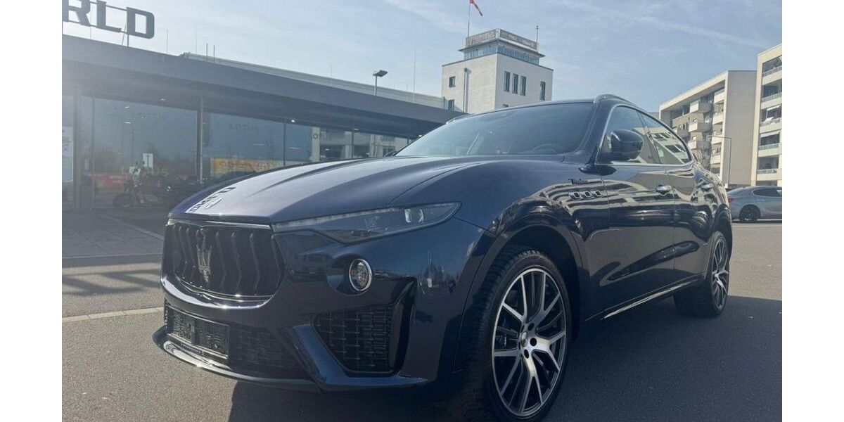 Maserati Levante 11.130 km 60.980 &euro; Köln 50829