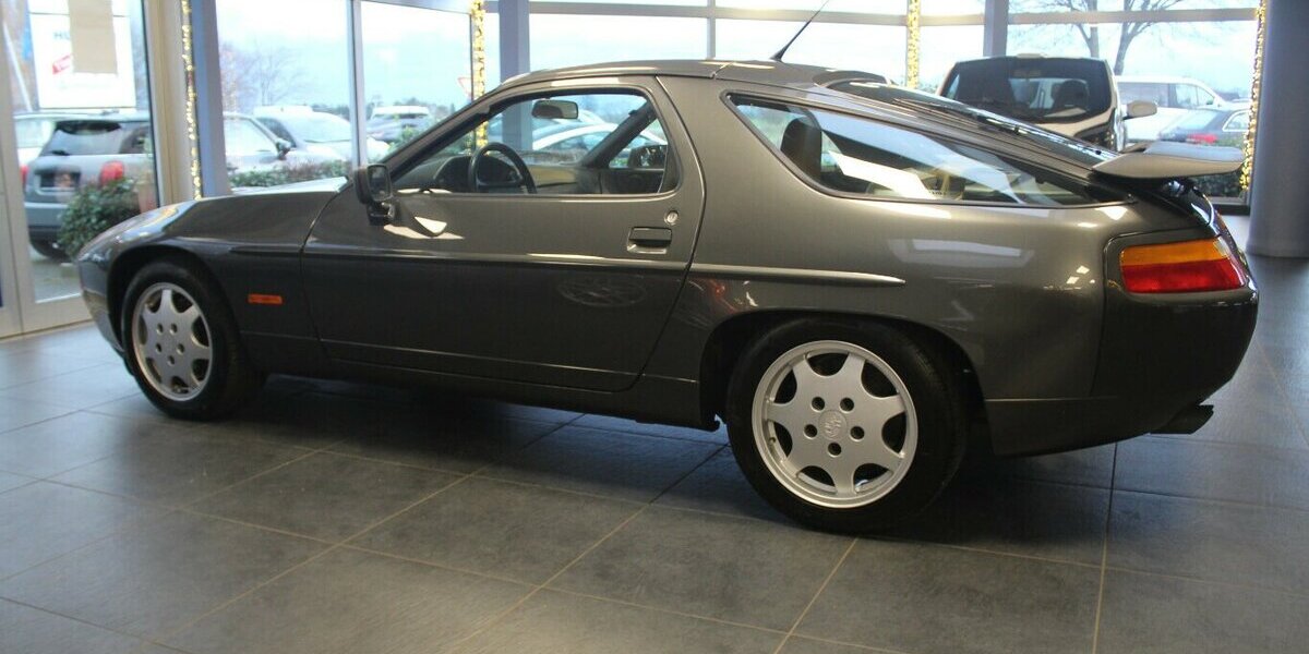 Porsche 928 GT - OLDTIMER - Schiebedach - Klima - 122.303 km 46.980 &euro; Euskirchen 53881