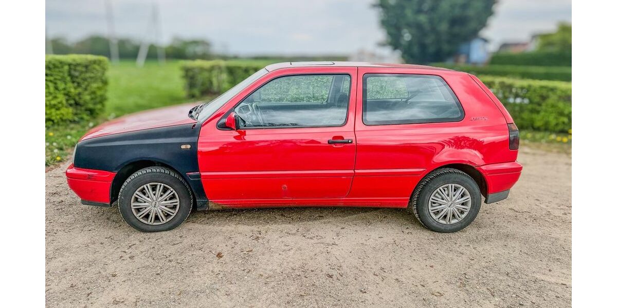 VW Golf 173.765 km 750 &euro; Vettweiß 52391