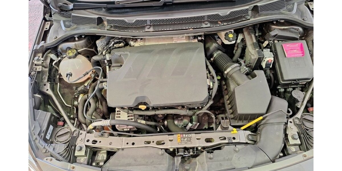 Opel Astra Klima Navi Temp CarPlay GARANTIE 28.000 km 28.000 km 14.500 &euro; Erftstadt 50374