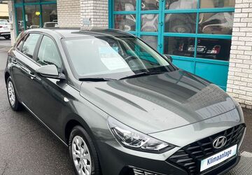 Hyundai i30 67.060 km 15.450 &euro; Bornheim 53332