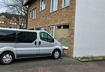 Opel Vivaro 330.333 km 5.600 &euro; Niederkassel 53859