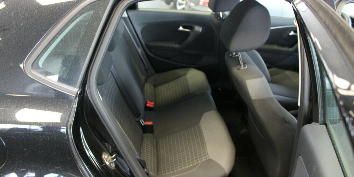 VW Polo 1.0 Comfortline - 1.HAND - 63.370 km 10.980 &euro; Euskirchen 53881